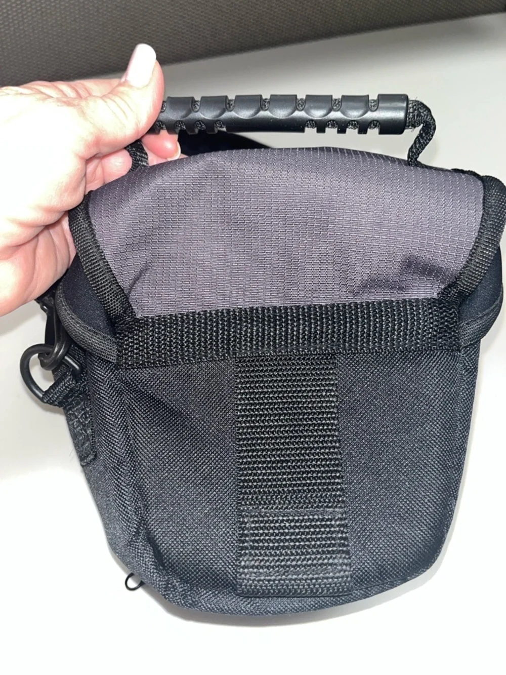Samsonite Black and Gray Camera Crossbody Bag
